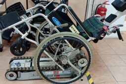 2023安福護老院復康治療區及設備_樓梯機專用輪椅